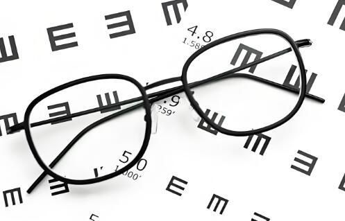 1723423827480021.jpg 真性近视50度3.jpg